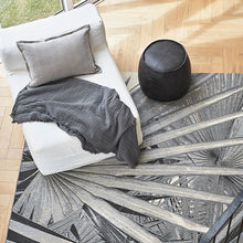 Load image into Gallery viewer, Fan Leaf Rug - Undercover Patio
